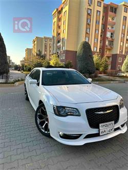 کرایسلەر 300